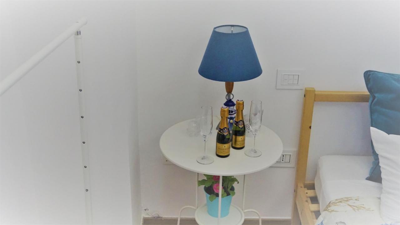 Salerno B&B In Centro Eksteriør billede