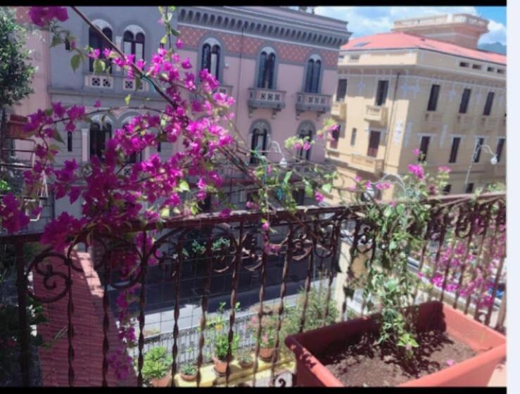 Salerno B&B In Centro Eksteriør billede